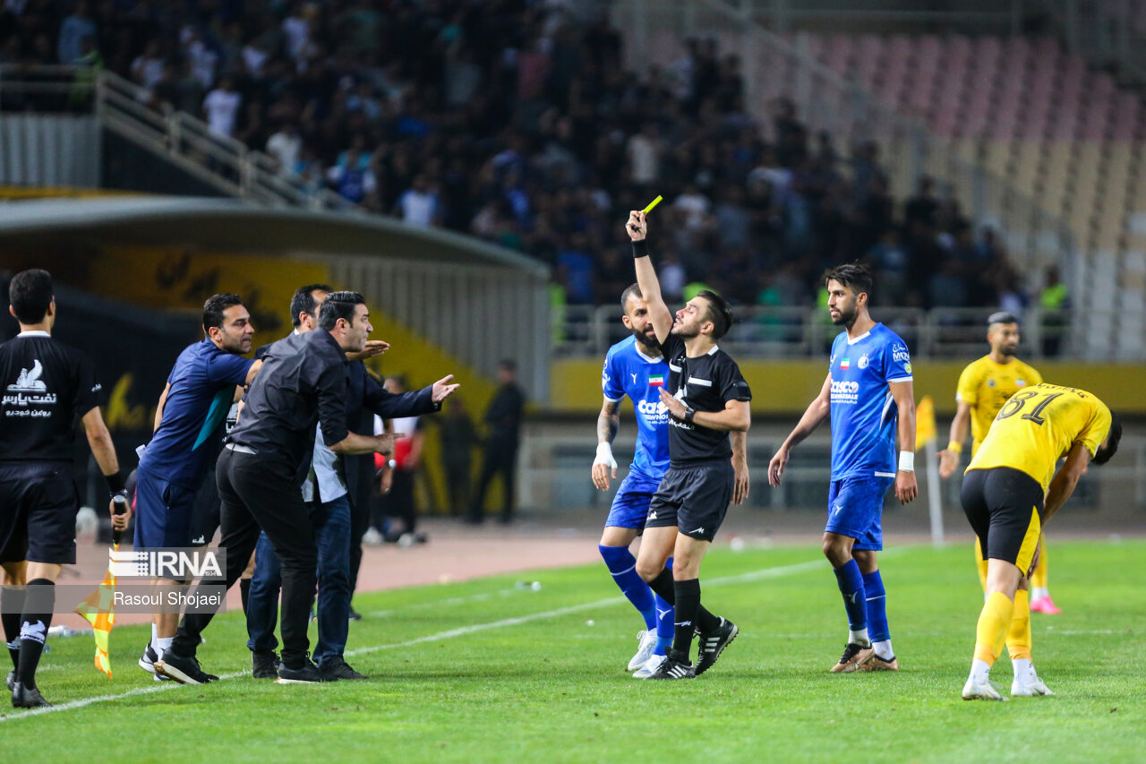 IRNA English - Esteghlal F.C. vs Sepahan in Iran Pro League