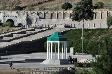 بوستان «دنیای کوچک» ملایر