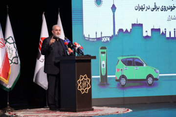 بهره برداری از ۱۵ ایستگاه شارژ خودروی برقی در تهران