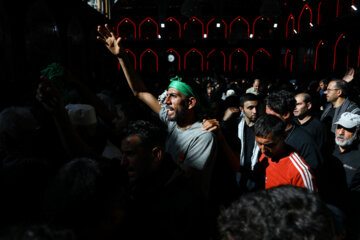 Les amoureux de l'Imam Hussein à Karbala à l'occasion d'Arbaeen