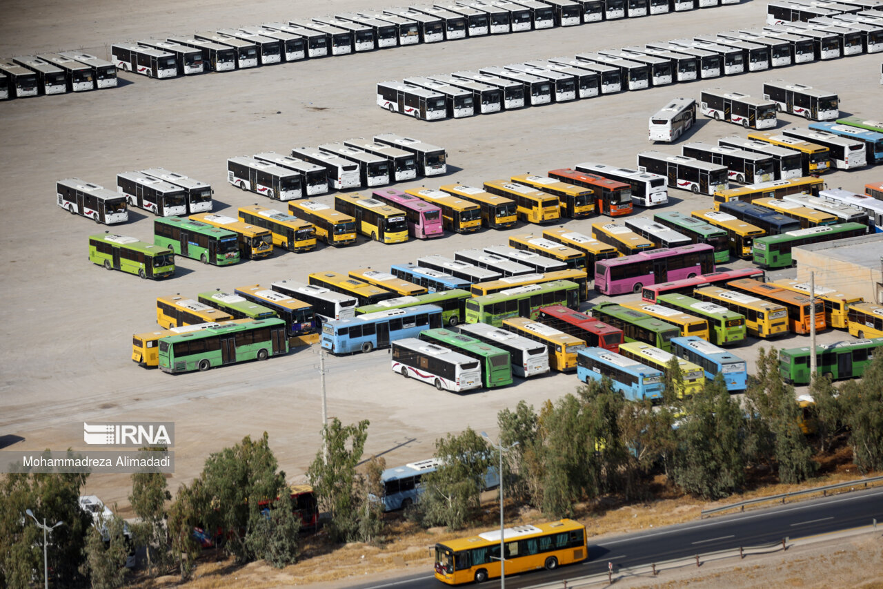 صدها اتوبوس به مرزهای ایران و عراق اعزام شده است