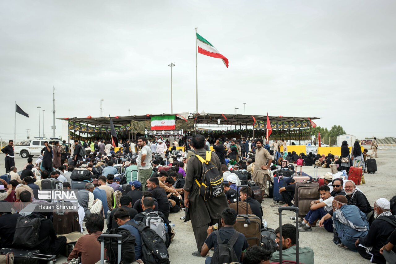 بیش از ۴۵ هزار زائر پاکستانی از مرز ریمدان دشتیاری وارد کشور شدند