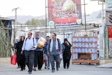 عبور زائران از مرز باشماق