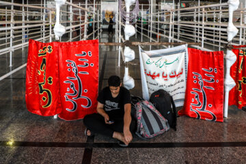 Les pèlerins d'Arbaeen à la frontière de Shalamcheh