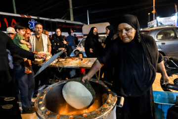 Les pèlerins d'Arbaeen à la frontière de Shalamcheh