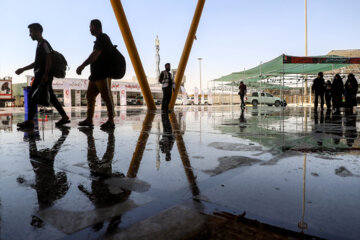 Les pèlerins d'Arbaeen à la frontière de Shalamcheh