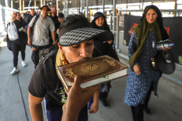 Les pèlerins d'Arbaeen à la frontière de Shalamcheh