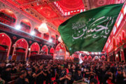 Arbaeen 2023 : Karbala est témoin de la présence massive de fidèles vêtus de noir en deuil de l’Imam Hussein (as)