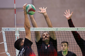 Entrenamiento de la selección iraní de voleibol sentado masculino
