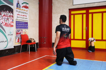 Entrenamiento de la selección iraní de voleibol sentado masculino
