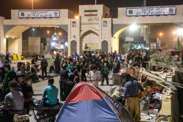 ۲۰۳ هزار زائر اربعین در شبانه روز گذشته از مرز مهران تردد کردند