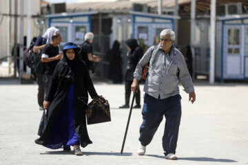 بازگشت زائران اربعین از مرز خسروی