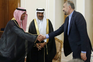 دیدار «عبدالله العنزی» سفیر جدید عربستان با «حسین امیرعبدالهیان» وزیر امور خارجه