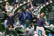 مجلس نتوانست در مورد «ساز و کار بازپرداخت بدهی دولت» تصمیم بگیرد