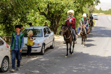 Une caravane de cavaliers part de Bojnurd vers Machhad 