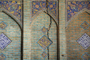 شکاف‌های شبستان و گنبدخانه مسجد سید اصفهان در حال بررسی است