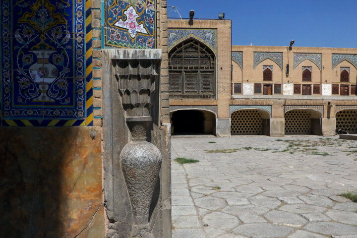 مطالعات فنی عبور مترو از جوار مسجد جامع عتیق بررسی شود