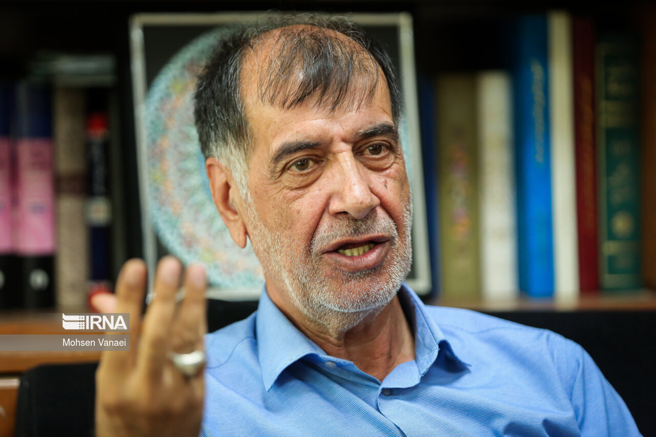 عضو مجمع تشخیص: دعواهای سیاسی را به پهنه اقتصاد نکشانید