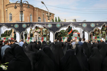 Funeral por 23 de los mártires de la Defensa Sagrada en Urmia