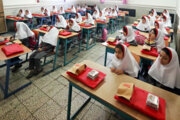 ۲۵ هزار دانش آموز پایه اول استان مرکزی وارد مدرسه شدند