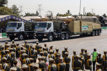 Desfile de las Fuerzas Armadas en Teherán