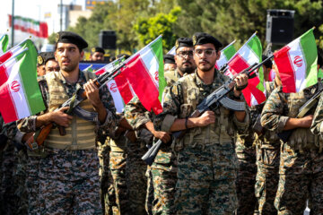 رژه نیروهای مسلح - تبریز