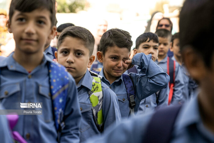 توصیههای پلیس راهور برای آغاز سال تحصیلی/کاهش قد کودکان ایرانی در نیم قرن اخیر