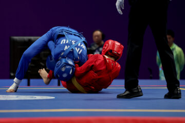 Una luchadora de wushu iraní se clasifica para la semifinal de Juegos Asiáticos de Hangzhou