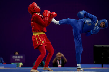 Una luchadora de wushu iraní se clasifica para la semifinal de Juegos Asiáticos de Hangzhou