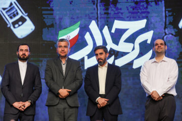 رونمایی از مستند «پرچمدار»