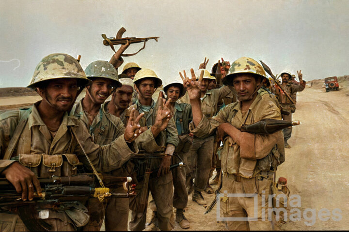 توسل به مقام سقای کربلا؛ شهادت وقت آب رساندن به رزمندگان