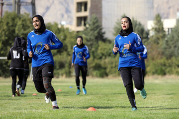 Campamento de entrenamiento de la selección femenina de rugby de Irán