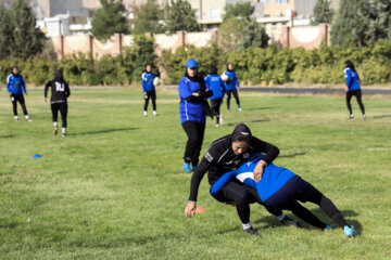 Campamento de entrenamiento de la selección femenina de rugby de Irán