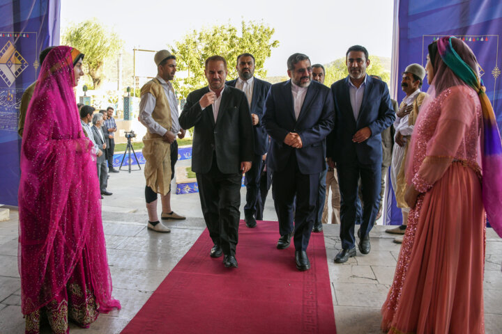 سفررئیس جمهور با رهاورد ۱۲۰هزار میلیارد ریال تا برگزاری با شکوه انتخابات