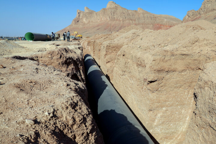 مجله خبری انرژی و نفت حرفهای و امانتدارانه اطلاعرسانی میکند/ کوتاهی برخی در حل مشکل آب گرمسار