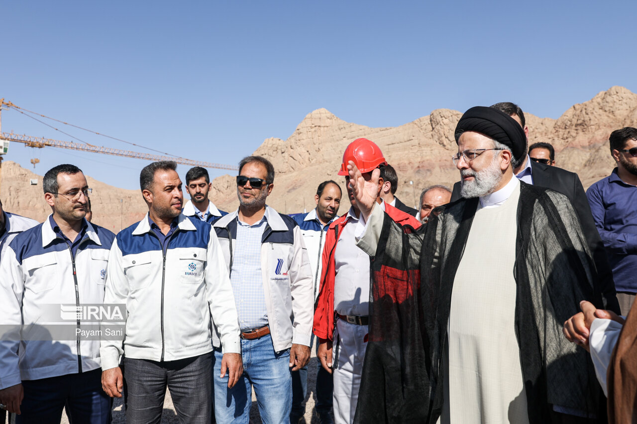 İran Cumhurbaşkanı'nın İsfahan ziyareti