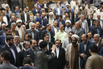 پنجمین دوره جایزه بینالمللی مصطفی (ص)