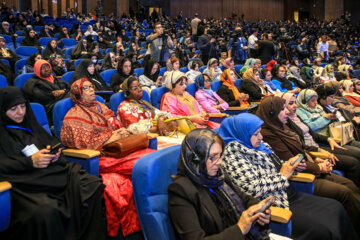 Le premier festival international des médias « Khorshid » a pris fin à Machhad