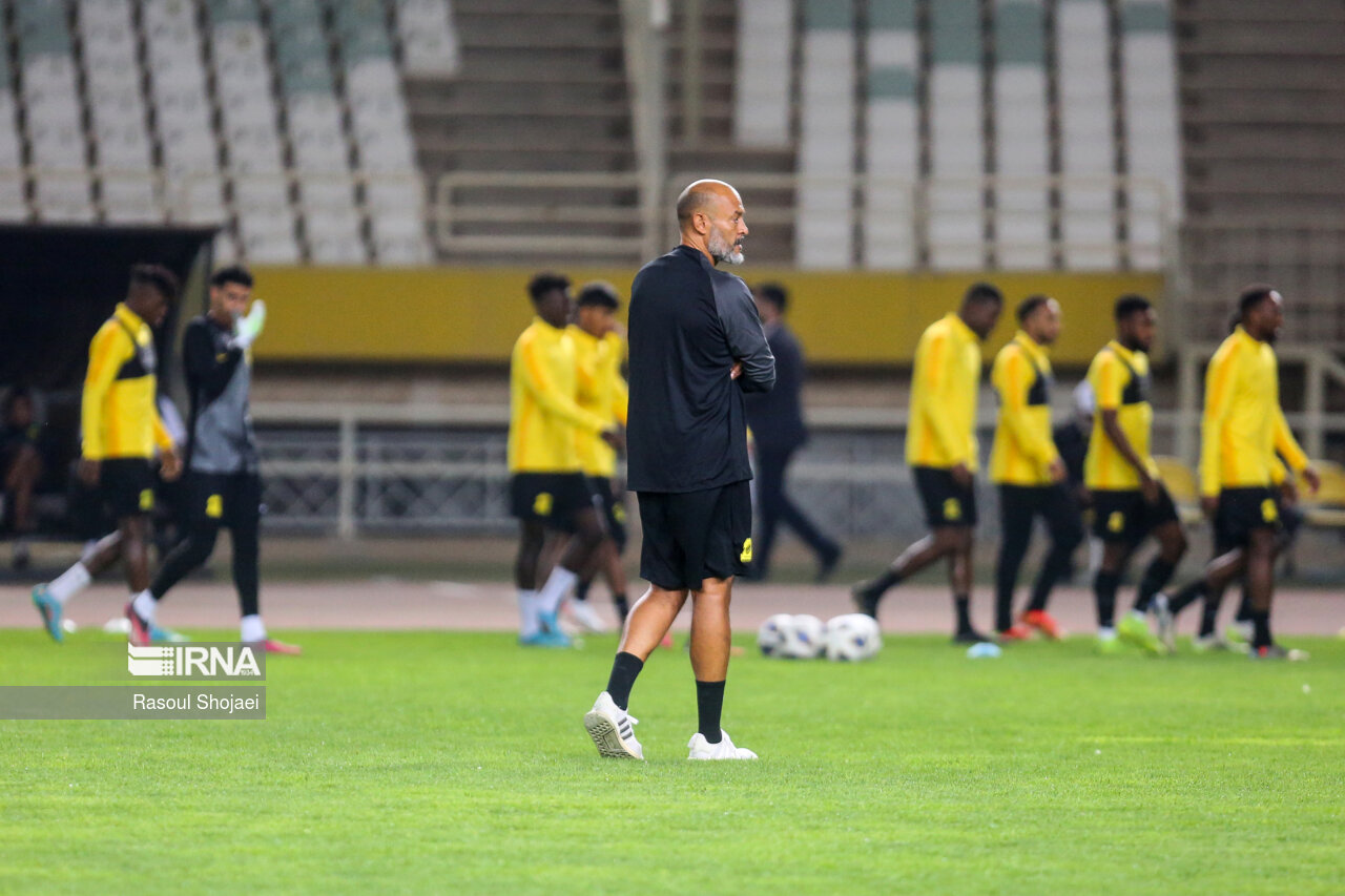 ACL on X: ⚽️ GOAL, 🇸🇦 Al Ittihad 1️⃣-1️⃣ Sepahan 🇮🇷 A Rezaeian header  bounces past Al Maiouf to bring Sepahan back on level terms 🔥 Watch Live  📺-  #ACL