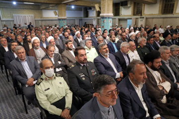 L’Ayatollah Khamenei a reçu les participants à la Conférence internationale sur l'Unité islamique