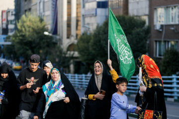 Les Iraniens célèbrent l'anniversaire du Prophète Mohammad 