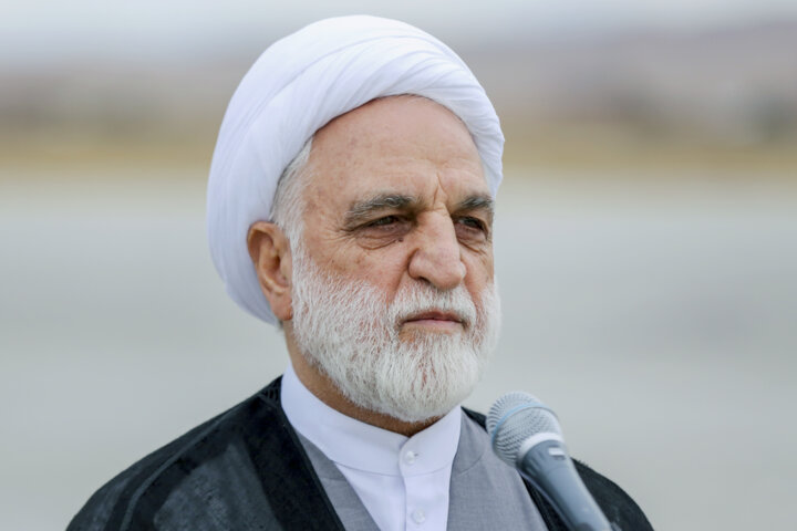 از بازداشت ۲ نفر در حادثه بندر رجایی تا بارگیری ۳۰۰ قلم دارو برای ارسال به عربستان