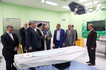 Inauguration du plus récent et du meilleur hôpital pour enfants de Téhéran en présence du Président Raïssi