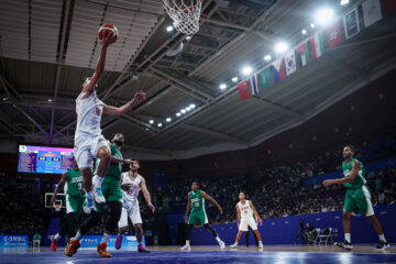 La selección iraní de baloncesto supera a Arabia Saudí en los Juegos Asiáticos de Hangzhou 