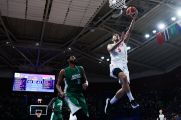 La selección iraní de baloncesto supera a Arabia Saudí en los Juegos Asiáticos de Hangzhou 