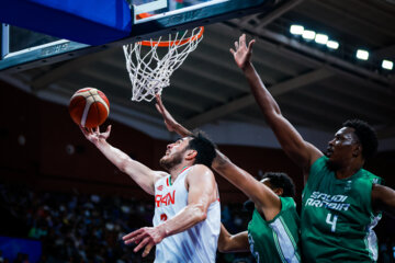 La selección iraní de baloncesto supera a Arabia Saudí en los Juegos Asiáticos de Hangzhou 