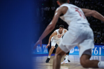 La selección iraní de baloncesto supera a Arabia Saudí en los Juegos Asiáticos de Hangzhou 