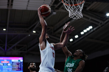 La selección iraní de baloncesto supera a Arabia Saudí en los Juegos Asiáticos de Hangzhou 