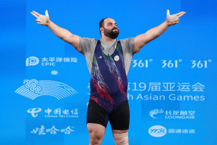 شریفی: در جهانی نروژ نظارهگر پرپر شدن رویایم بودم/ حقم را در وزنهبرداری میگیرم