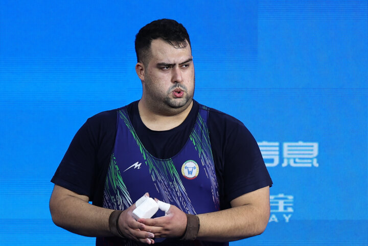 قهرمانان ایران پادشاهان فوقسنگین جهان